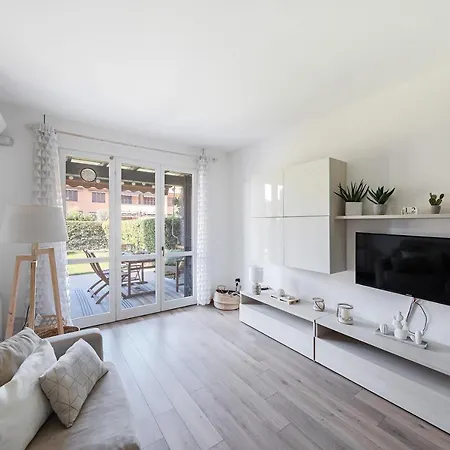 Artemisia 10 By Wonderful Italy Apartment Sirmione